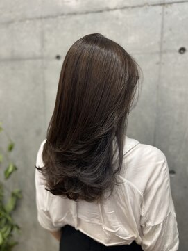 ルーセント(Lucent) 大人のレイヤースタイル