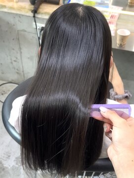 ロンド 表参道店(Lond) 縮毛矯正 髪質改善 ダークグレー 透明感カラー