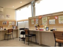 ココデカラー 亀田店(COCO de COLOR)の雰囲気（ドライスペースにはヘアケア商品を多数ご用意致しました）