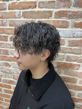 アントレース 東池袋店(UNTRACE) 波巻きパーマ　センターパート【メンズ/バーバー/理容室】