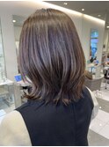 グレージュカラー×レイヤーカット