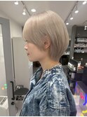ホワイトベージュ