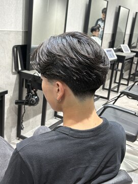 テクト バイアッシュ 吉祥寺店(Tect by Ash) テーパーフェードニュアンスパーマセンターパートフェザーパーマ