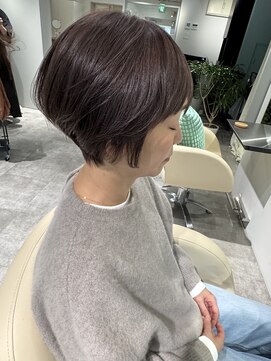 白髪ぼかしショートボブ髪質改善カラーヘッドスパ30代40代