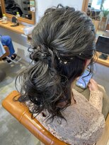 ハープット 府中けやき並木店(HearPut)&nbsp;結婚式/ハーフアップ/金箔