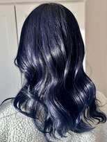 ソアロ(SOARO)&nbsp;岐阜/深みネイビーブルー/10代、20代、30代/ミディアム