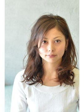 ナナナ パレナ 大津膳所店(nanana parena) ラフカール×上品な艶感セミディ【nanana parena】