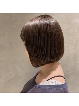 コレット(COLETTE) ミニボブ × ハイライトカラー