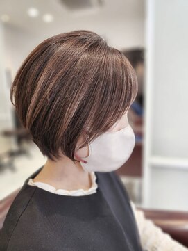 ニル 柏の葉(Nil) ☆くびれ　束感　丸みショート☆