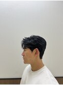 韓国メンズヘア　センターパート　ダウンパーマ　カルマパーマ