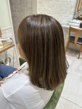 コム(com by neolive) ハイライトで立体的カラー＊