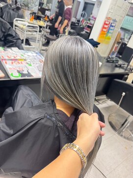 アイズ 本厚木(AIZU) シャドウルーツ