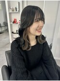 10代20代30代大人かわいい暗髪艶感ヨシンモリくびれミディアム