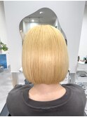 ハイトーンボブ×ブロンドカラー