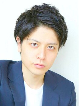 ヘアメイク イズム(HAIR MAKE ism)の写真/【メンズカット＋眉カット¥4900】眉の形で顔の印象が左右される！プロの技で好印象UP！【千葉駅】