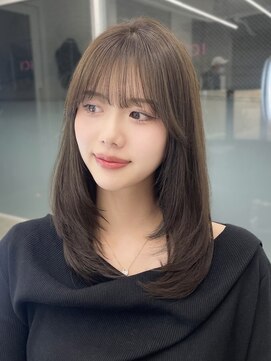 エヌアイ オモテサンドウ(ni omotesando) 韓国ヘア/ミディアムレイヤー/オリーブベージュ　上野