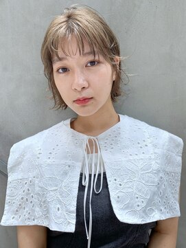 トリッカ 銀座(tricca) レイヤーボブ/外ハネボブ/顔周り/ニュアンスカラー/グレージュ