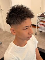 ルースト 心斎橋店(ROOST) 刈り上げセンターパート/波巻きツイストスパイラル/心斎橋