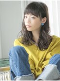 ラウンドバング　透明感たっぷりオリーブベージュ