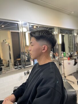 メリケンバーバーショップ フクオカ(MERICAN BARBERSHOP FUK) メンズバーバーフェード眉毛