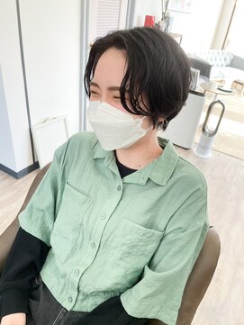 コース(CORS) 【CORS高崎】センターパート　ハンサムショート　黒髪　ゆるパ