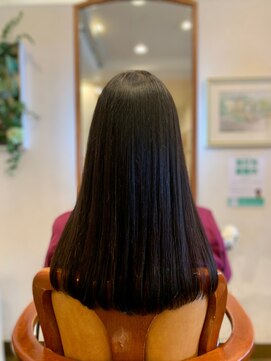 フィオーレ(FIORE) 憧れのつやつやロングヘアー