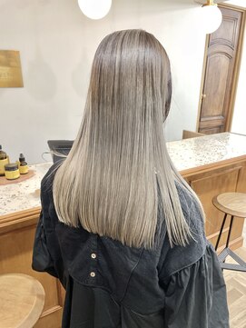 シエン 恵比寿(CIEN) ケアブリーチ/グラデーションカラー/ホワイトベージュ/髪質改善