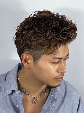 プレミアムバーバー 表参道店(PREMIUM BARBER produce by HIRO GINZA) ツイストスパイラルショート