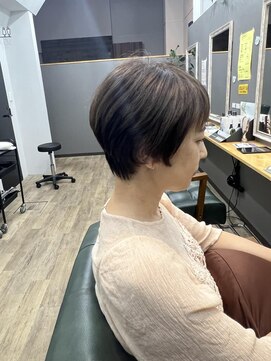 エニー 四条大宮(aNy) 白髪ぼかしハイライト×ショート