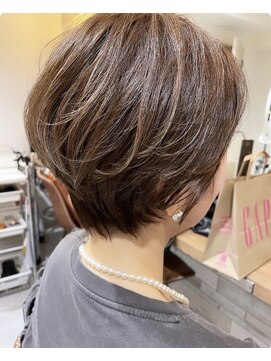 ヘアーアンドメイク ヒューラ 立川店(HAIR&MAKE hurra) 脱白髪染めカラー
