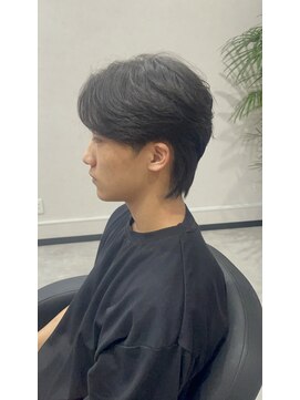 コウ(Kou) 「Kou(コウ)」#フェザーショートパーマ