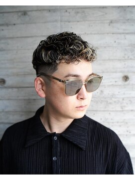 都雅 ショートスペインカール