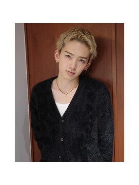 オーパスバイアンブルリュクス 池袋(Opus by ambleluxe) スパイキーショート/ケアブリーチ/ブロンドカラー