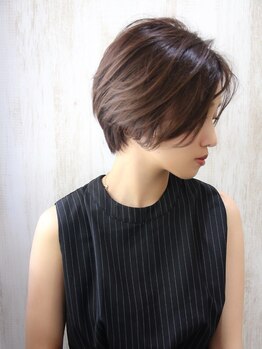 デザイン性はもちろん再現性にこだわったカットで貴女だけの似合わせStyleに!ショート・ボブならestrela◎