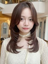 バイオレット 表参道店(Violet)&nbsp;ハッシュカットミディアムレイヤーベージュブリーチなし顔まわり