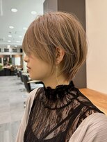ビューエヒメ(VIEW EHIME)&nbsp;20代30代40代小顔くすみベージュマッシュショート