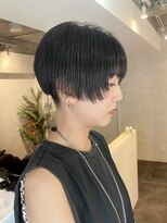 サンルーム(SUN room) 顔まわりレイヤーハンサムショートブルーブラック暗髪ツヤ髪
