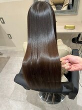 「ヘアケア専門店Nerine」髪質診断とカスタムトリートメント、縮毛矯正で美髪へ導きます♪