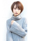 暗めカラーでも可愛いナチュラショート　ショートボブ