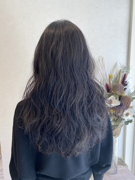 イソラヘアアトリエ(Isola hair atelier) 【Isola】ゆるふわパーマ×ロング