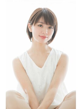 ナンバー デセオ 吉祥寺(N° deseo) 大人可愛い20代30代40代小顔ワンサイドショートボブ丸み前下がり