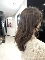 ウィクシー(wixy)&nbsp;春にオススメ　ベージュ系カラー　【臼井綾佑】