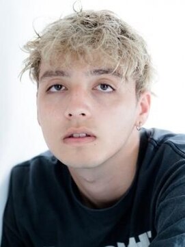 オレロ 国立(olelo) 大人ガーリー/似合わせカット/リバースセンターパート/国立