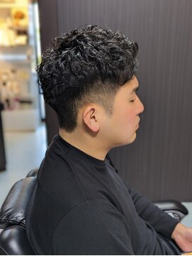 バーバーバー 都賀(BARBER-BAR) ショートアイロンパーマ