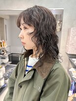 ヴェイン 渋谷(vain)&nbsp;ミディアムレイヤー/くるくるパーマ/ウルフパーマ/前髪パーマ