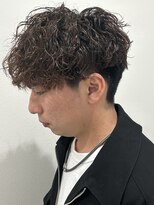 ヒュイル バイ ニアウ(Hwyl by Niau)&nbsp;メンズマッシュパーマツイストスパイラルパーマニュアンスパーマ