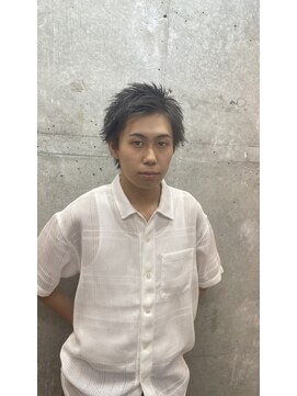 デフカッヅ 北千住(DEF CUTZ) スパイキーショート
