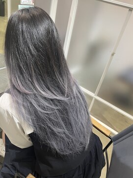 エイトオオブ(EIGHT OBU) 【Eight 大府】可愛さかっこよさもだせるグレー系デザインカラー