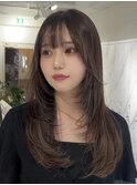 ハイライトカラーミルクティーベージュレイヤーカット