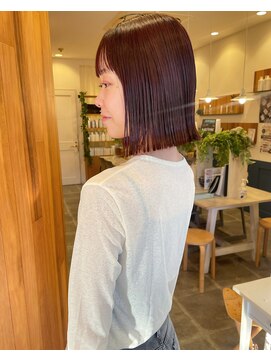 アルシュ エモーション(ARCHE emotion) レッドブラウンカラーにぱつっとカット